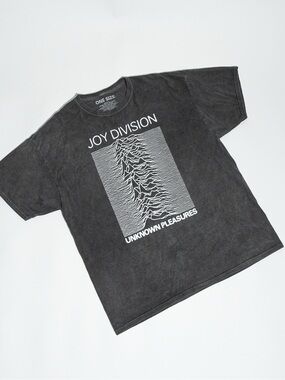 Joy Division Unknown Pleasures Washed Black Oversized Graphic Tee